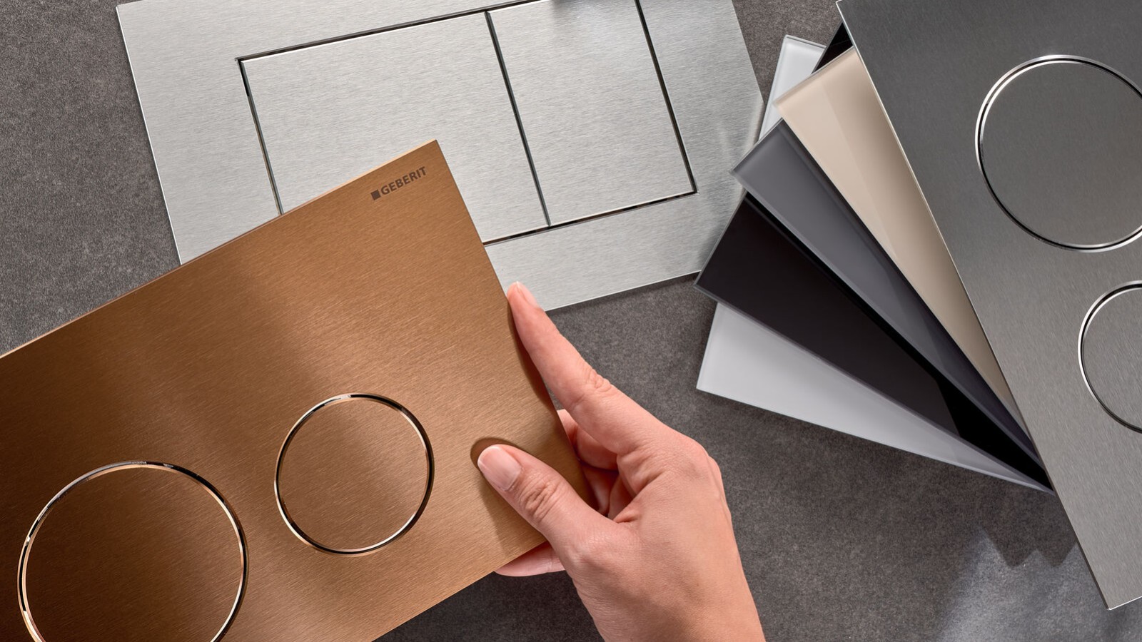 Ovládacie tlačidlá Geberit Sigma40 s rôznymi povrchmi a tvarmi tlačidiel Ovládacie tlačidlá Geberit Sigma40 s rôznymi povrchmi a tvarmi tlačidiel