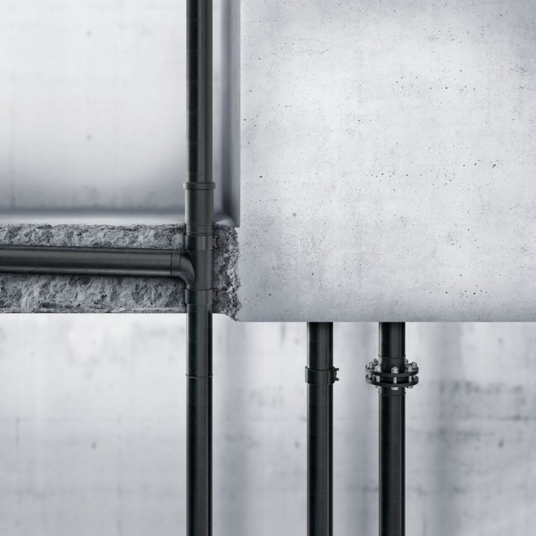 Geberit PE je možné položiť aj do betónu Geberit PE je možné položiť aj do betónu