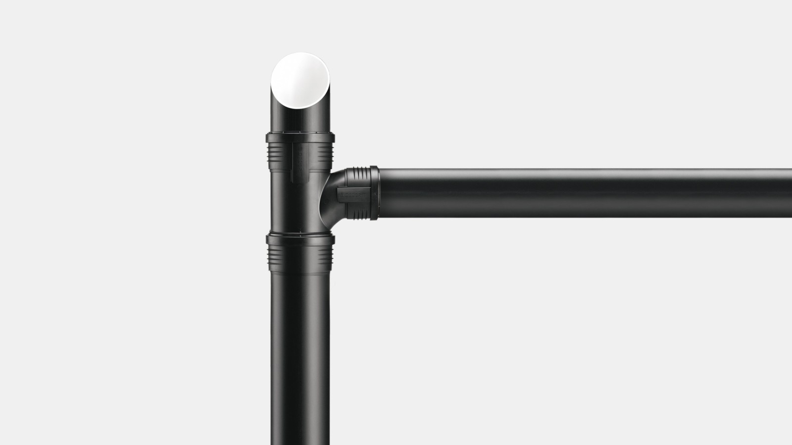 Geberit Silent-PP sa inštaluje jednoducho a bezpečne Geberit Silent-PP sa inštaluje jednoducho a bezpečne