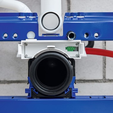 Geberit Power & Connect box počas inštalácie