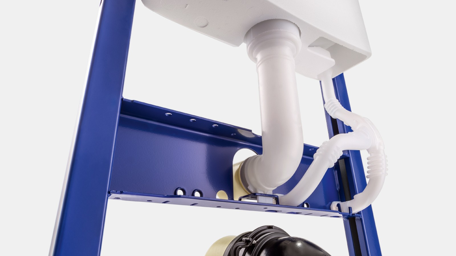 Podomietková splachovacia nádržka Geberit s potrubím na prívod vody