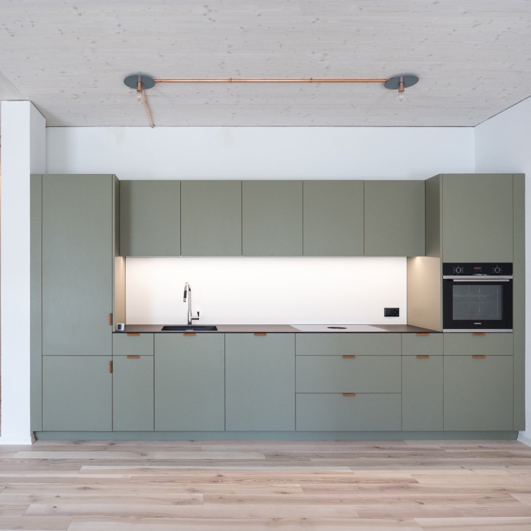 Na povrchu inštalované káble zabezpečujú, že budova bude aj v dlhodobom horizonte flexibilne využiteľná. © Openly / Jens Ellensohn Na povrchu inštalované káble zabezpečujú, že budova bude aj v dlhodobom horizonte flexibilne využiteľná. © Openly / Jens Ellensohn