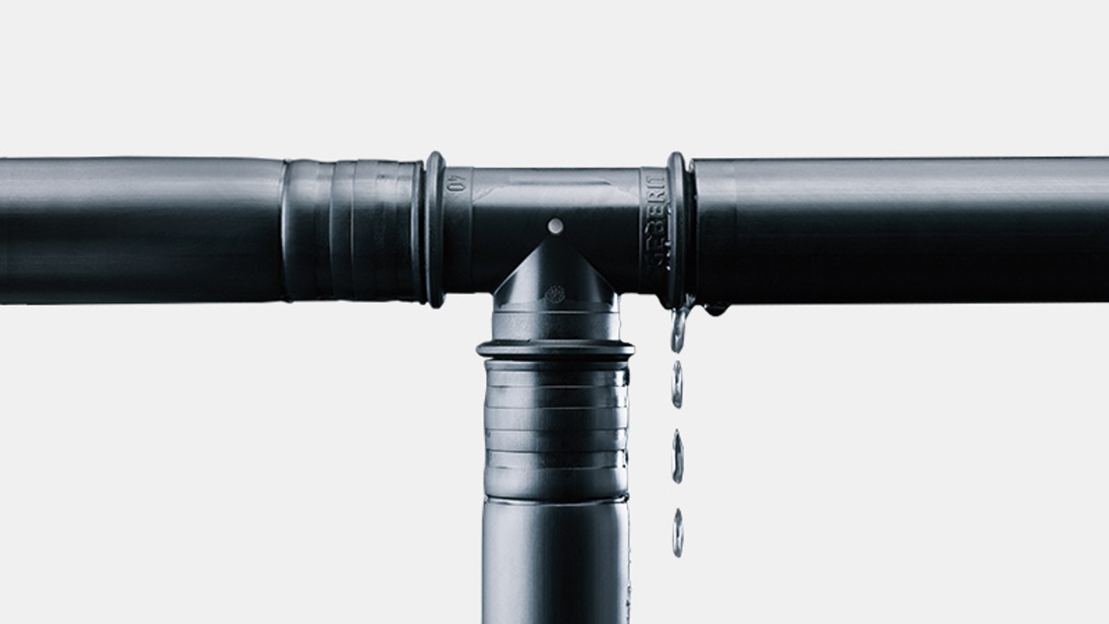 Nezalisované tvarovky Geberit Mepla sa ľahko identifikujú počas tlakovej skúšky Nezalisované tvarovky Geberit Mepla sa ľahko identifikujú počas tlakovej skúšky