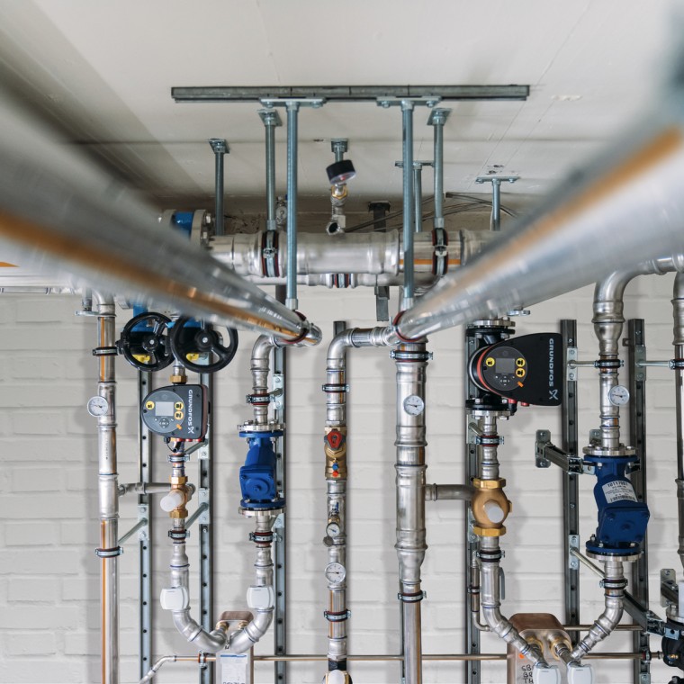 Geberit Mapress Therm ponúka spoľahlivú ochranu pred vonkajšou koróziou v uzavretých chladiacich okruhoch s tvorbou kondenzátu Geberit Mapress Therm ponúka spoľahlivú ochranu pred vonkajšou koróziou v uzavretých chladiacich okruhoch s tvorbou kondenzátu