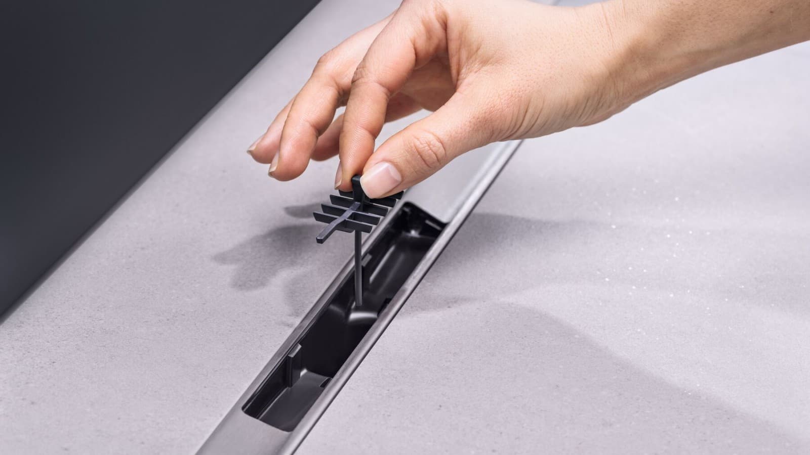 Hrebeňová vložka v sprchovom zľabe Geberit CleanLine50 Hrebeňová vložka v sprchovom zľabe Geberit CleanLine50