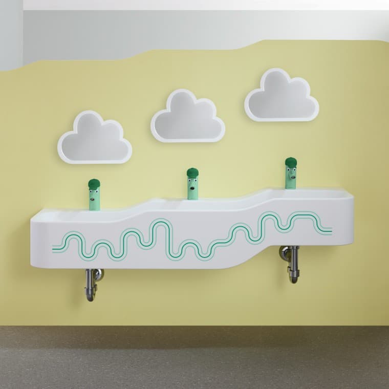 Priestor na hranie a umývanie Geberit Bambini vo farbe lesná zeleň a svetlozelenej farbe Priestor na hranie a umývanie Geberit Bambini vo farbe lesná zeleň a svetlozelenej farbe