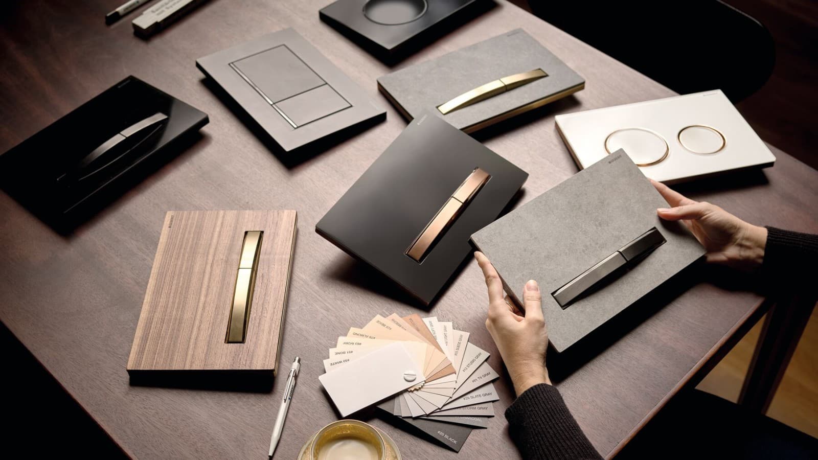 K dispozícii sú rôzne ovládacie tlačidlá K dispozícii sú rôzne ovládacie tlačidlá