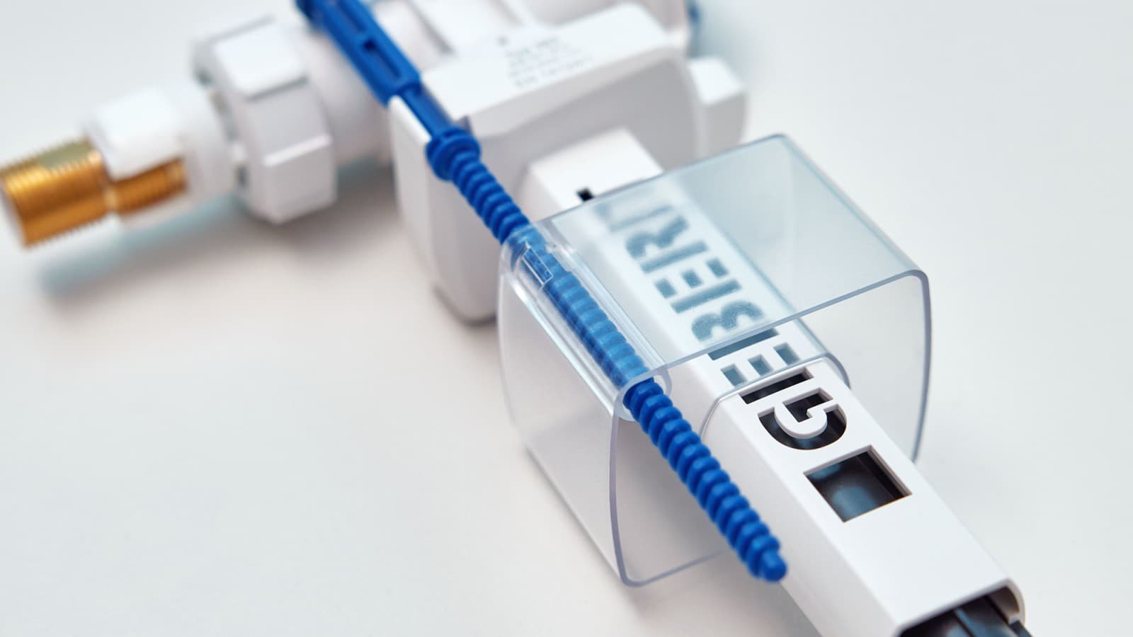 Napúšťací ventil Geberit typ 383 Napúšťací ventil Geberit typ 383