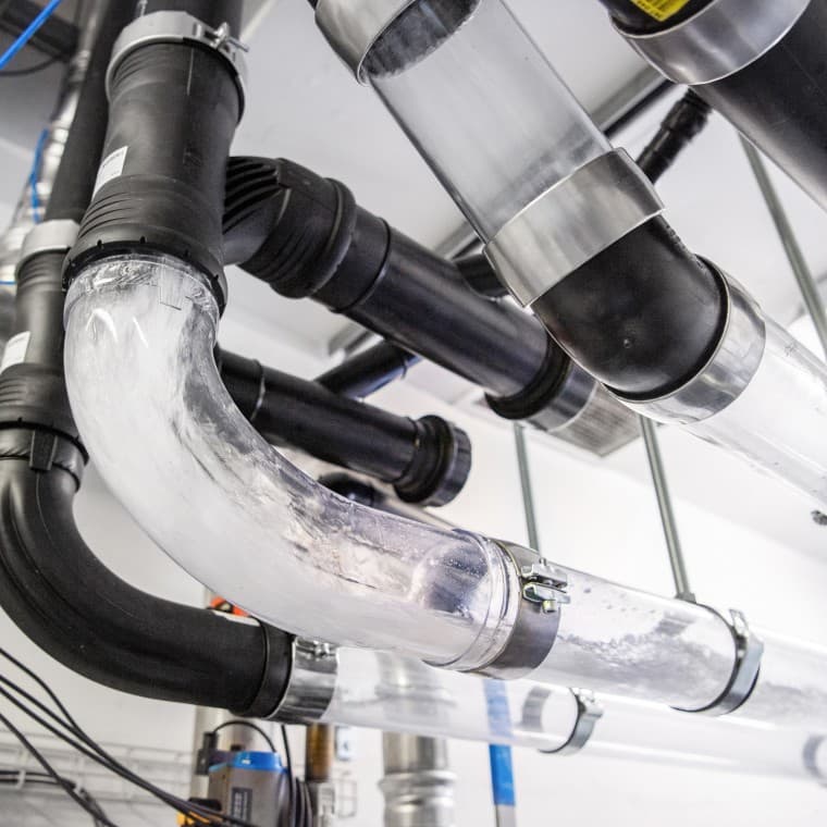 Odvodňovacia veža Geberit vo švajčiarskom meste Jona Odvodňovacia veža Geberit vo švajčiarskom meste Jona