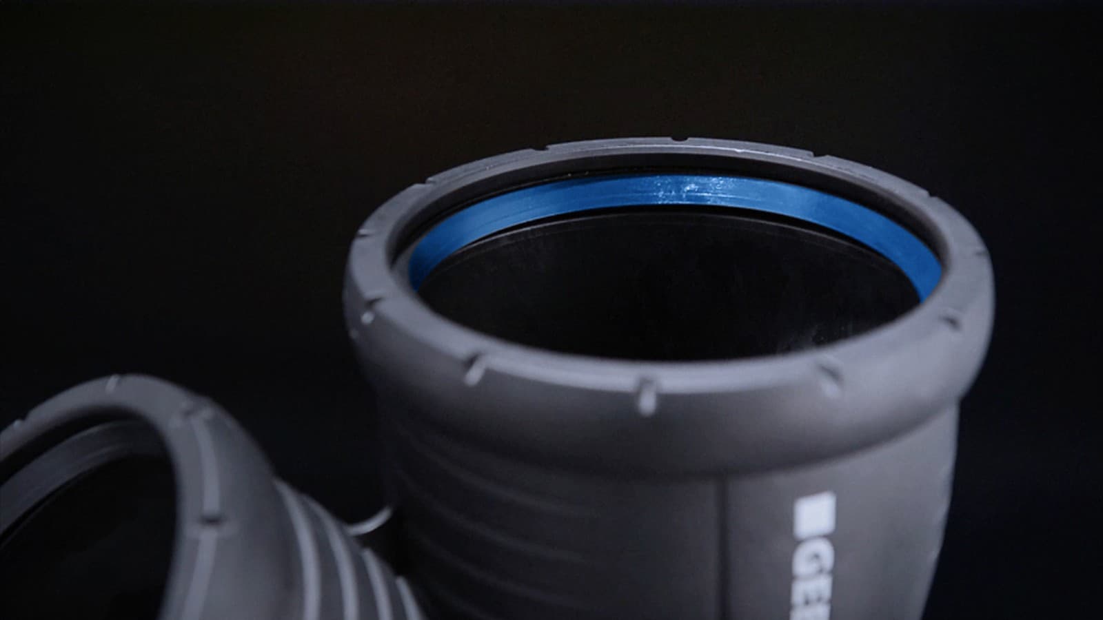 Tesniace krúžky Geberit Silent-Pro sú vyrobené z vysoko kvalitného, odolného materiálu EPDM. Tesniace krúžky Geberit Silent-Pro sú vyrobené z vysoko kvalitného, odolného materiálu EPDM.