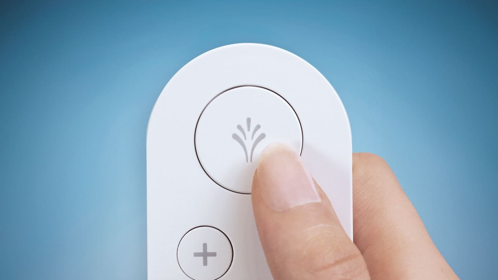 Jednoducho ovládateľné diaľkové ovládanie pre sprchovacie WC Geberit AquaClean Jednoducho ovládateľné diaľkové ovládanie pre sprchovacie WC Geberit AquaClean