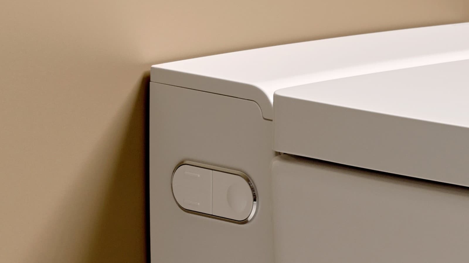 Mera – pohľad zboku Mera – pohľad zboku