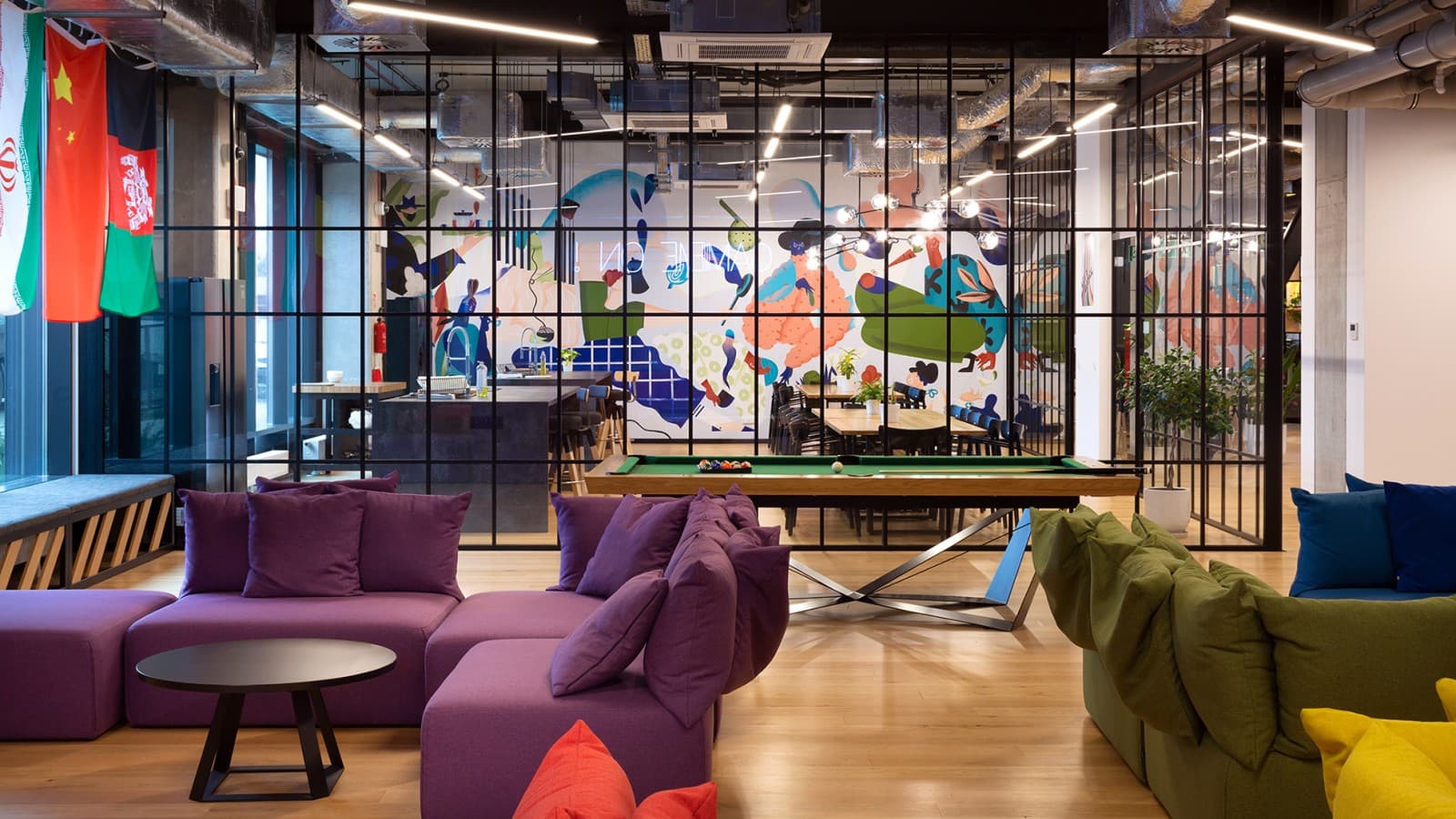 Spoločenské miestnosti v LivinnX nabádajú k leňošeniu. (© Jaroslaw Kakal/Geberit) Spoločenské miestnosti v LivinnX nabádajú k leňošeniu. (© Jaroslaw Kakal/Geberit)